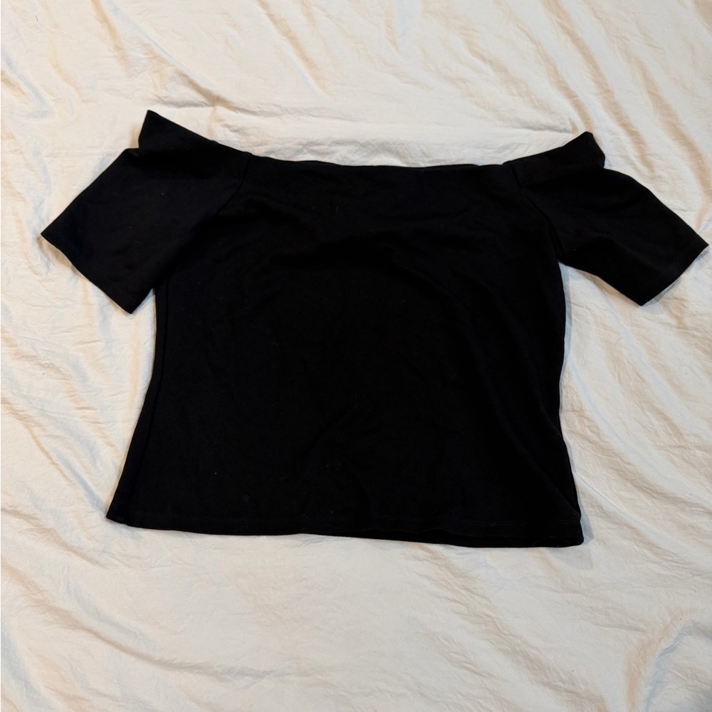 H&M Black Off-Shoulder Crop Top